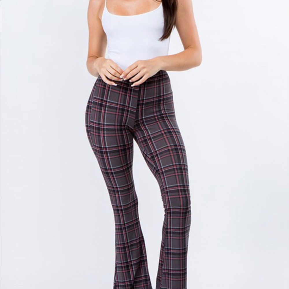 Clothes - Picture 3 of 6